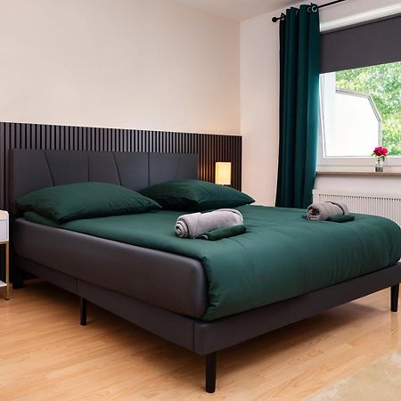 Smart Home - Essen - Perfect For 5 Guests! Central - Balcony - Netflix - Free Parking Zone Eksteriør billede