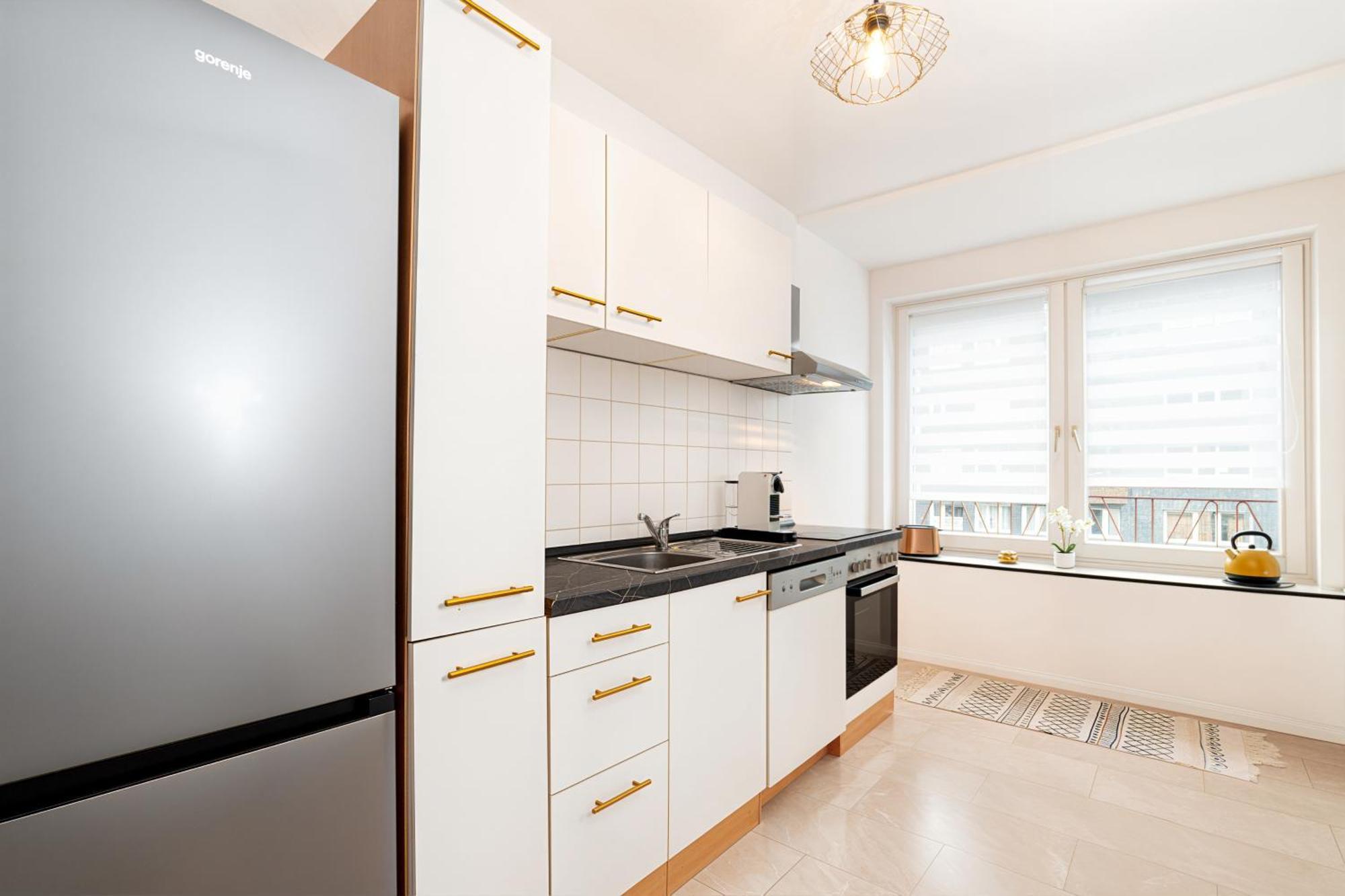Smart Home - Essen - Perfect For 5 Guests! Central - Balcony - Netflix - Free Parking Zone Eksteriør billede