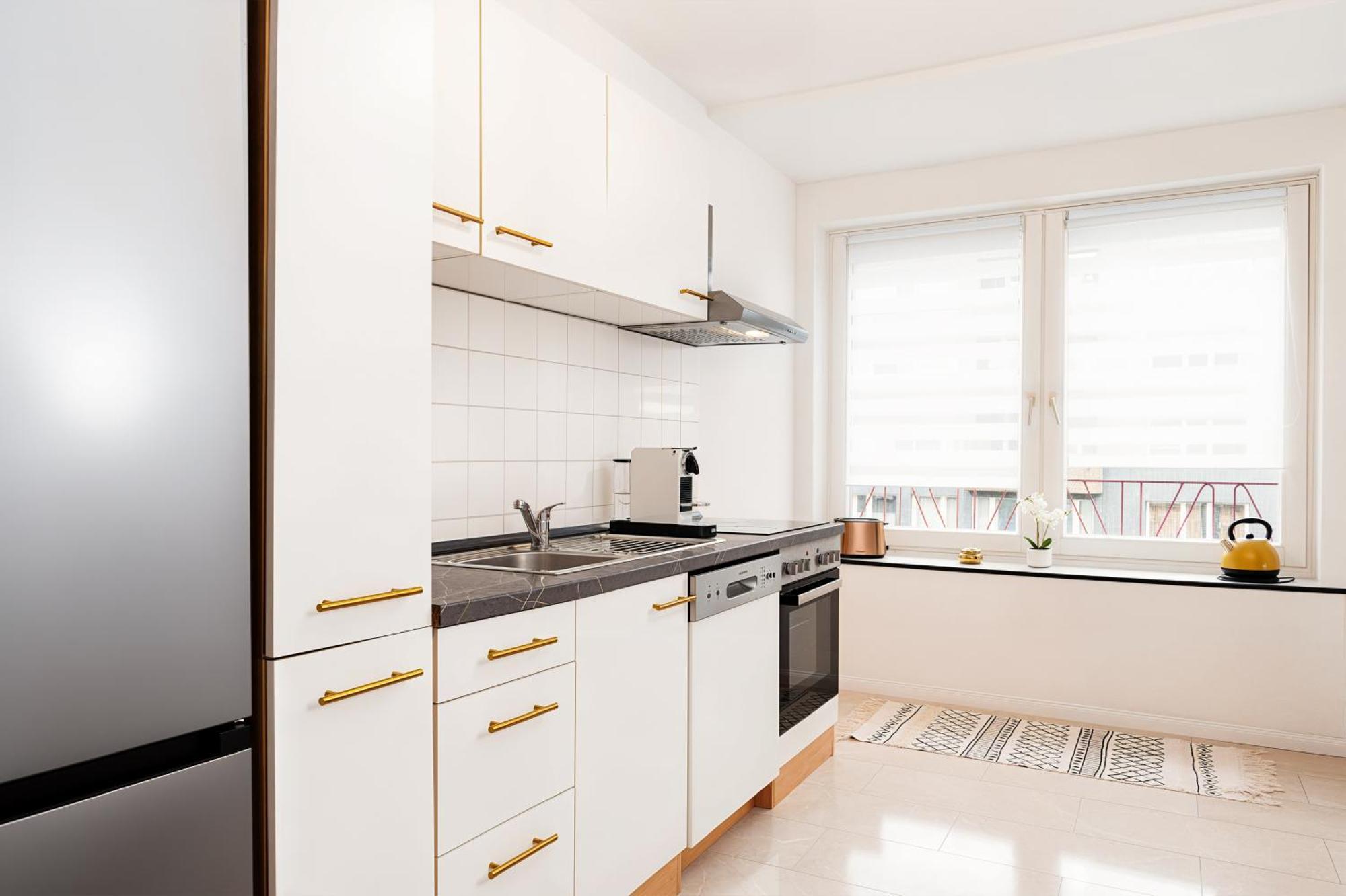 Smart Home - Essen - Perfect For 5 Guests! Central - Balcony - Netflix - Free Parking Zone Eksteriør billede
